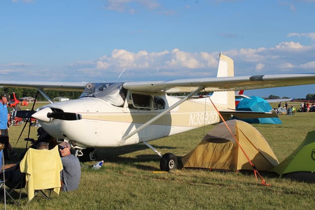 N3892D - Cessna