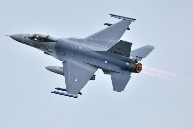  - Single-engine aircraft
