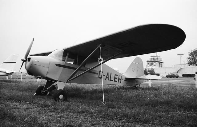 G-ALEH - Piper