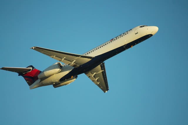 N892AT - Boeing