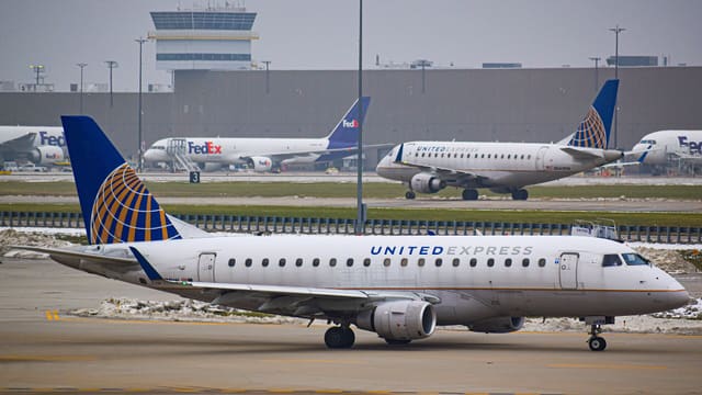 N647RW - Embraer