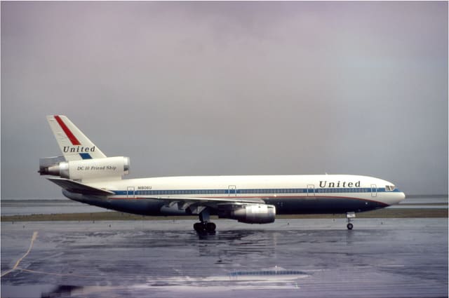 N1806U - Douglas