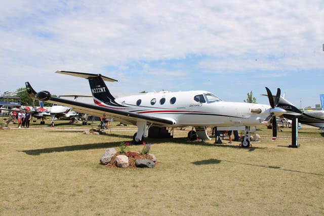 N222NT - Single-engine aircraft