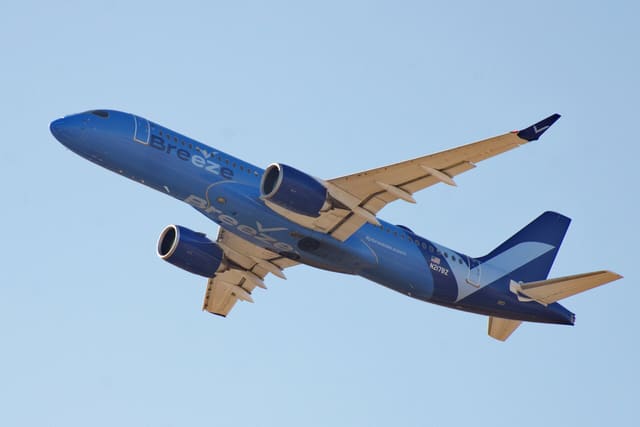 N217BZ - Twin-engine aircraft