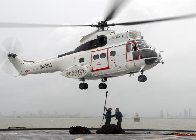 N330J - Helicopter