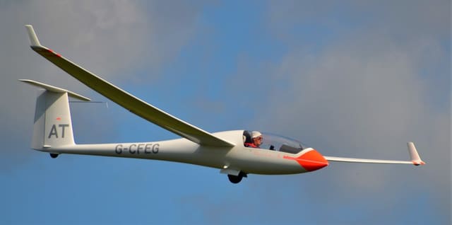 G-CFEG - Glider