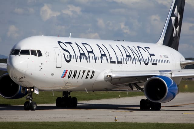 N653UA - Boeing