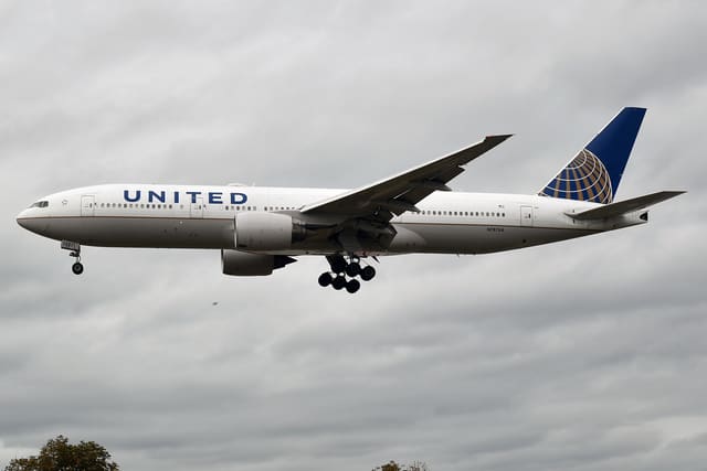 N787UA - Boeing