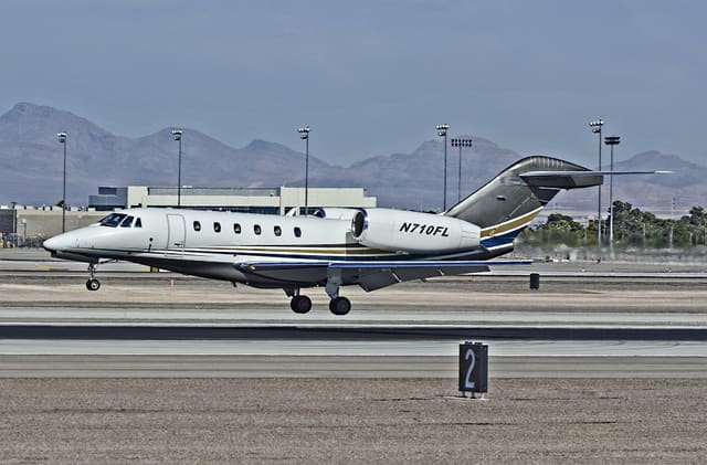 N710FL - Business jet