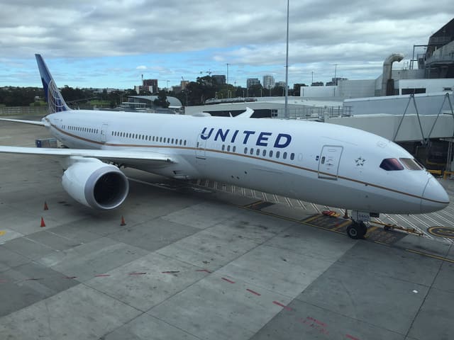 N38950 - Boeing