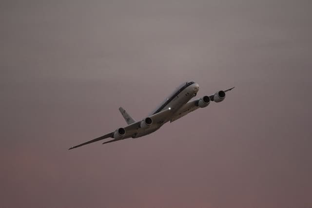 N817NA - Douglas