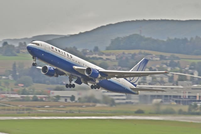 N657UA - Boeing