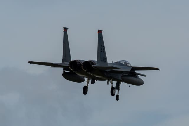  - Twin-engine aircraft
