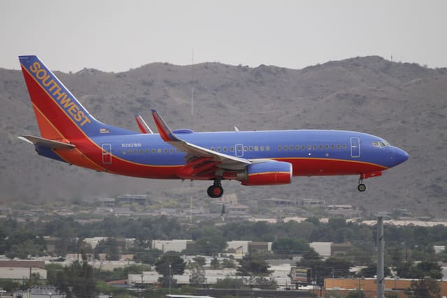 N282WN - Boeing
