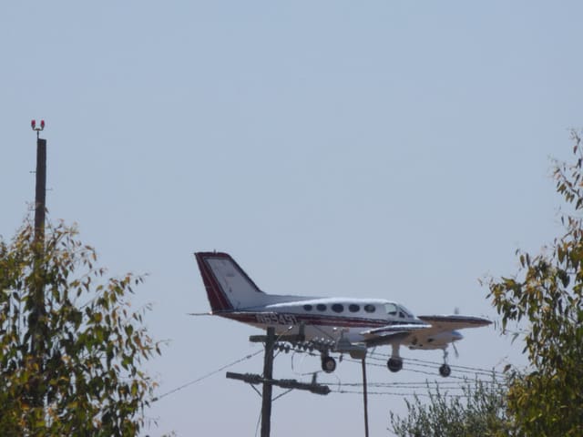 N69491 - Twin-engine aircraft
