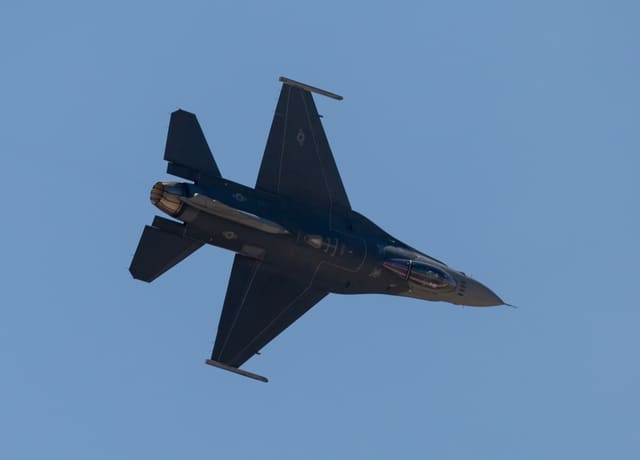  - Single-engine aircraft