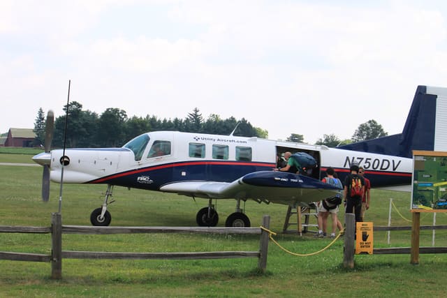 N750DV - Single-engine aircraft