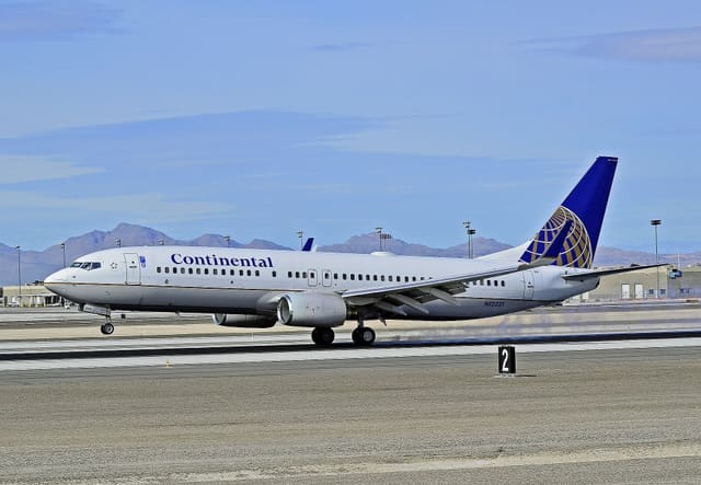 N12221 - Boeing