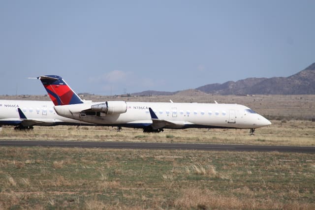N786CA - Bombardier