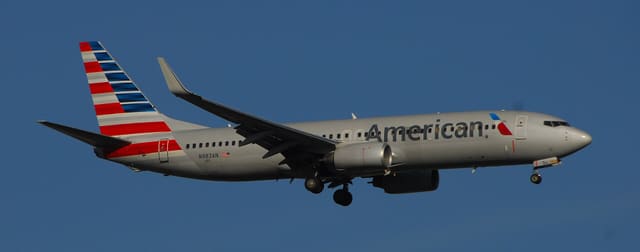 N983AN - Twin-engine aircraft