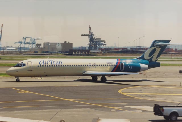 N940AT - Boeing