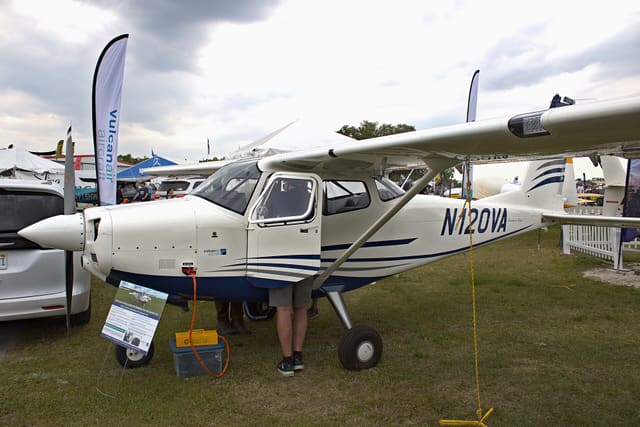 N120VA - Single-engine aircraft