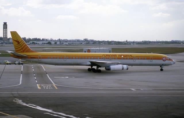 N4935C - Aircraft