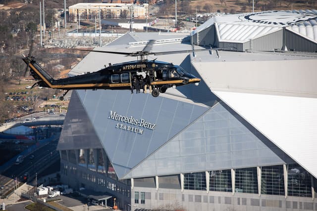 N72764 - Helicopter