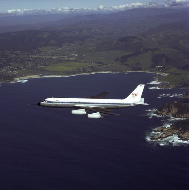 N712NA - Aircraft