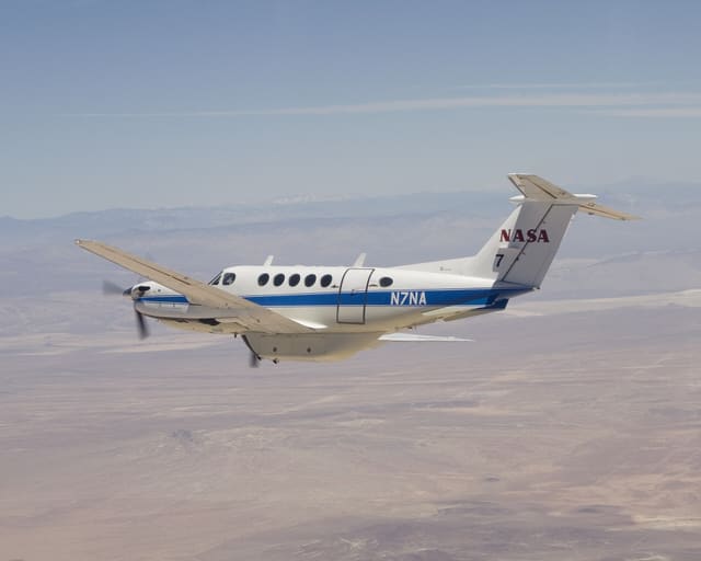 N7NA - Beechcraft