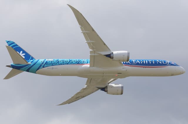N1015X - Twin-engine aircraft