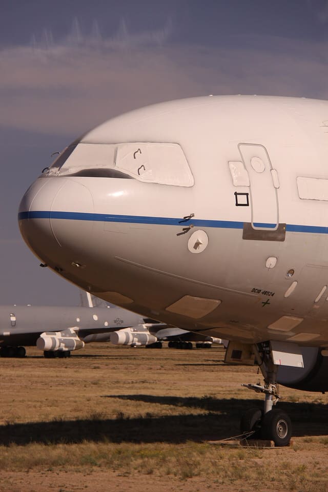 N910SF - Business jet