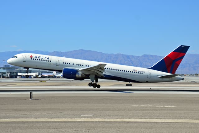 N680DA - Boeing
