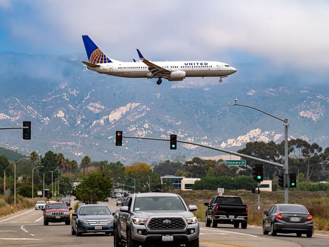 N77258 - Boeing