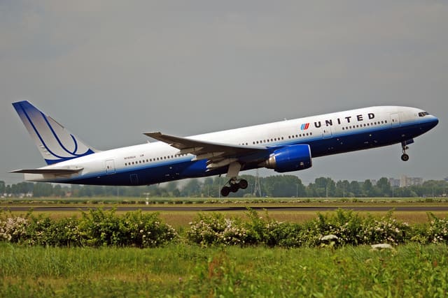 N769UA - Boeing
