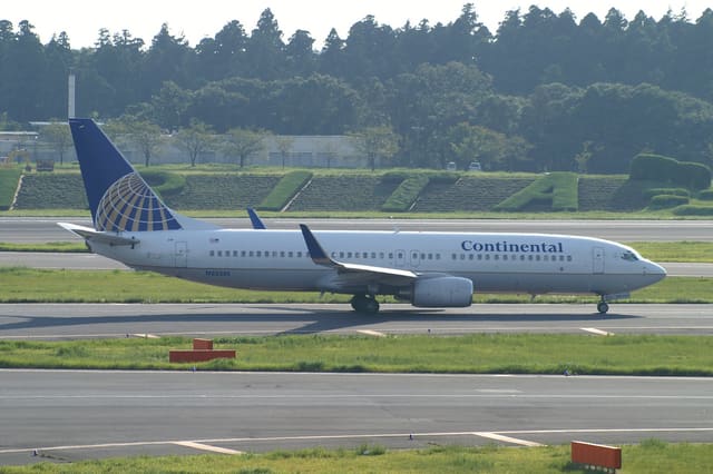 N25201 - Boeing