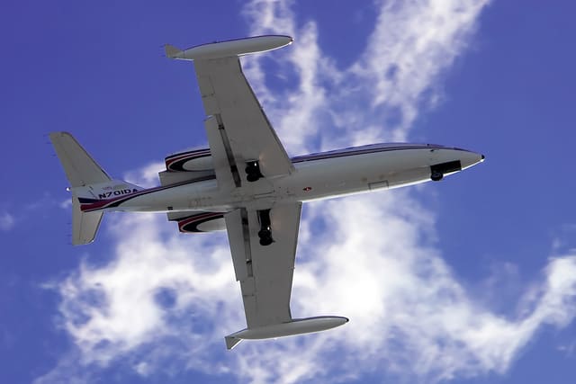 N701DA - Aircraft