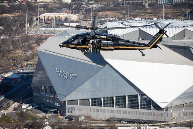 N72764 - Helicopter