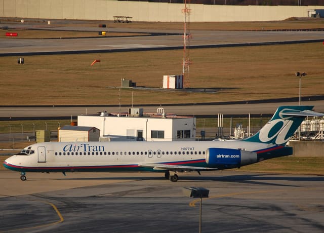 N977AT - Boeing
