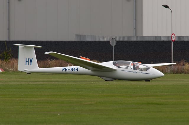 PH-844 - Glider
