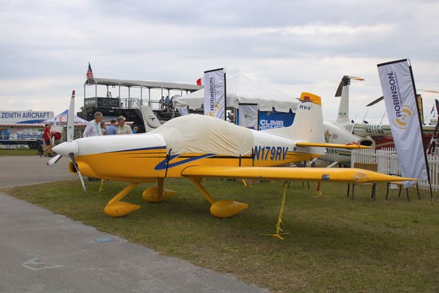 N179RV - Robinson