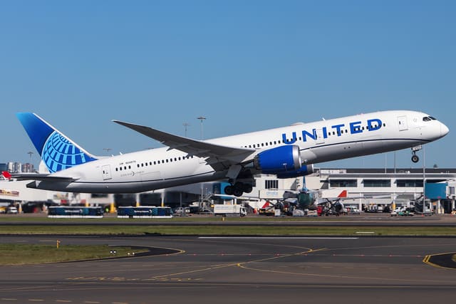N24976 - Boeing