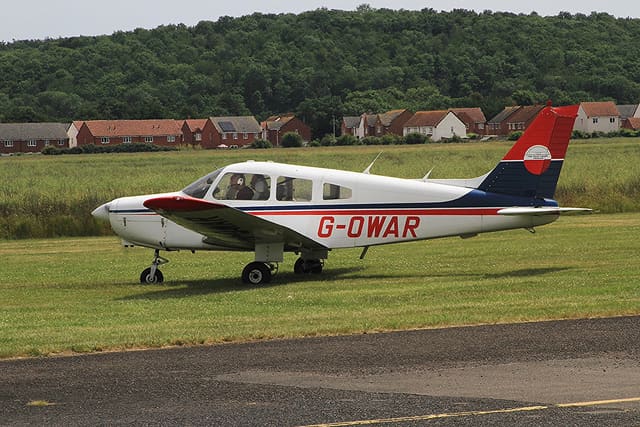 G-OWAR - Piper