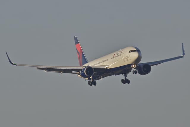 N16065 - Boeing