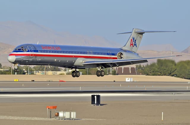 N970TW - Douglas