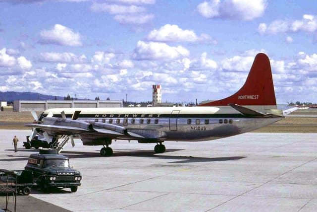 N130US - Lockheed