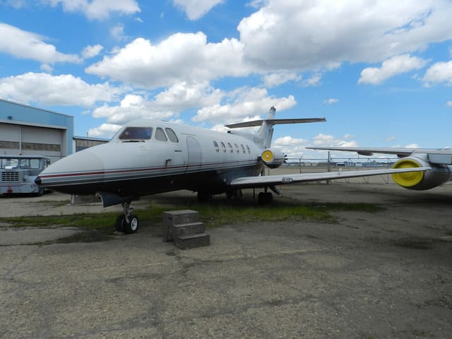 N334PS - Business jet