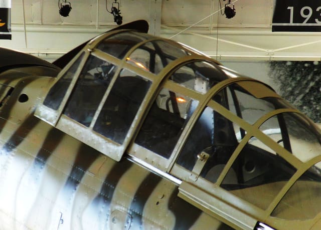 N3852 - Aircraft