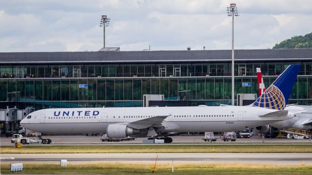 N78060 - Boeing