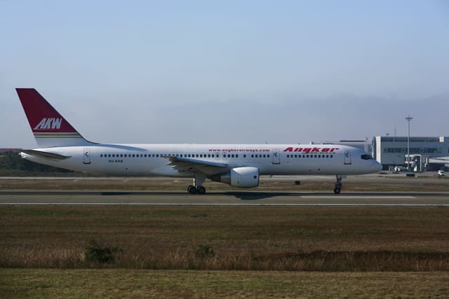 XU-AKB — Boeing